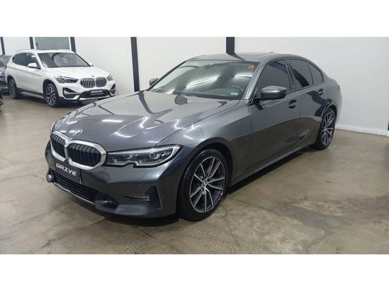 BMW 320i 2.0 16V TURBO GASOLINA SPORT GP AUTOMÁTICO BMW 320i 2.0 16V TURBO GASOLINA SPORT GP AUTOMÁTICO